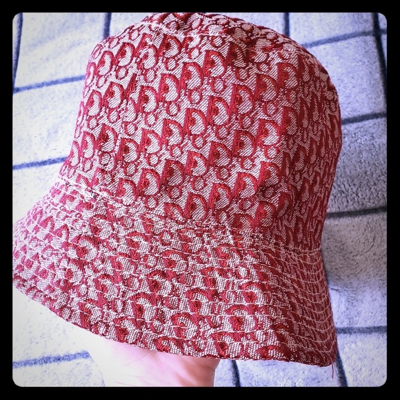 pink dior bucket hat
